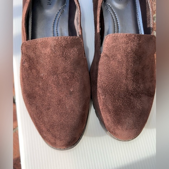 FREE SPIRIT GEVA FAUX LEATHER LOAFER IN CHOCOLATE - Picture 10 of 10